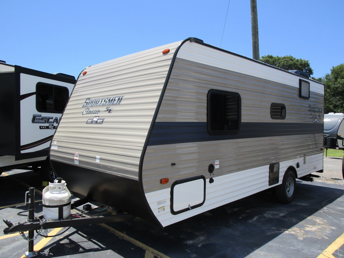 All Travel Trailers – Arrow RV